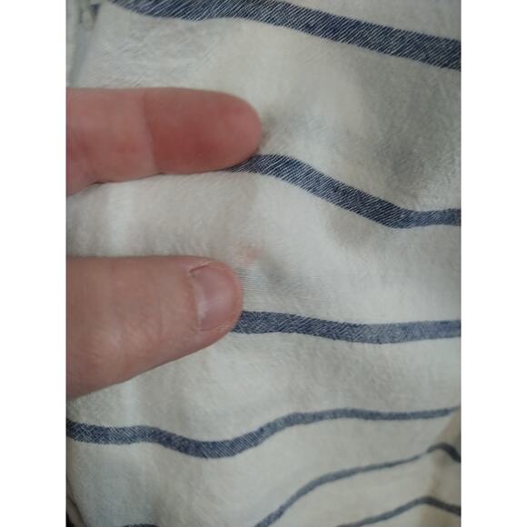 Sunday Woman 1X Blouse Pullover V Lace Neckline Blue White Striped Linen Blend - Picture 6 of 11
